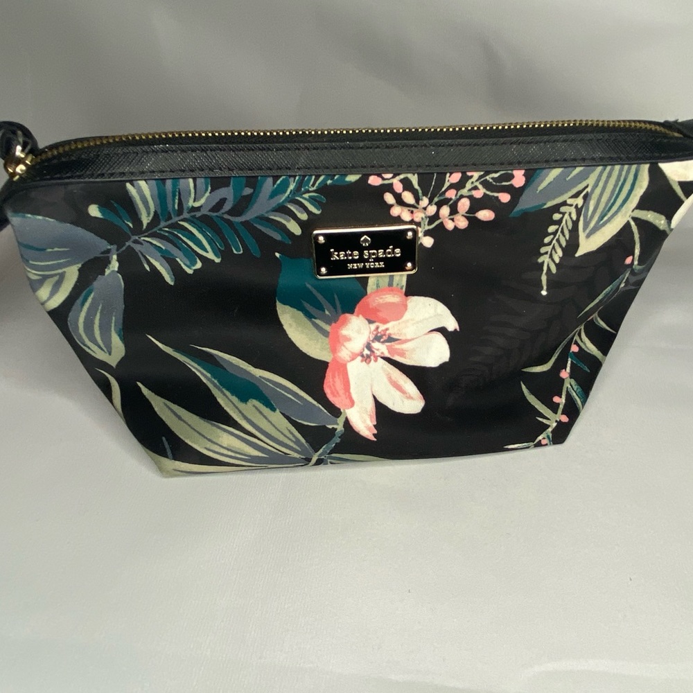 Katespade Make Up bag